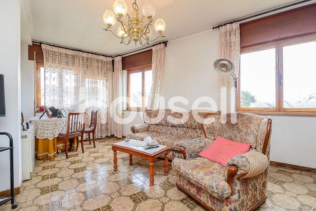 Foto 1 de Casa en venda a Castropol de 3 habitacions amb terrassa i jardí