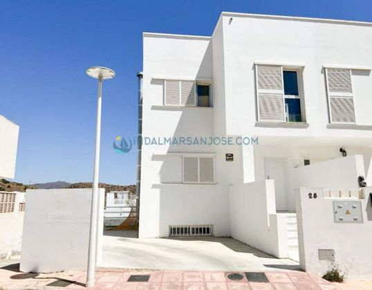 Foto 2 de Casa adossada en venda a San José de 4 habitacions amb terrassa i piscina