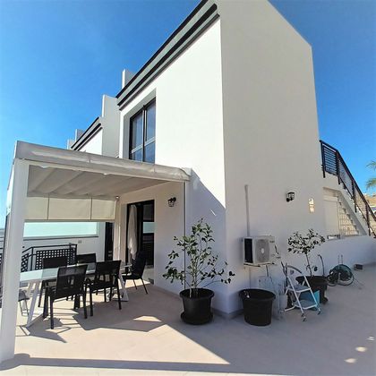 Foto 2 de Piso en venta en calle Nayra de 2 habitaciones con terraza y garaje