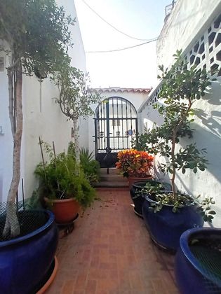 Foto 2 de Dúplex en venda a calle Goya de 2 habitacions amb terrassa i piscina