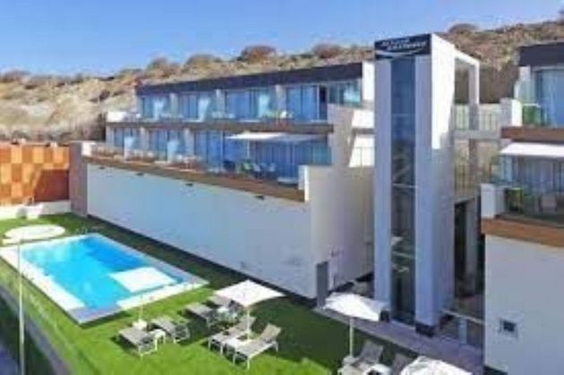 Foto 1 de Pis en venda a calle Tenerife de 2 habitacions amb terrassa i piscina