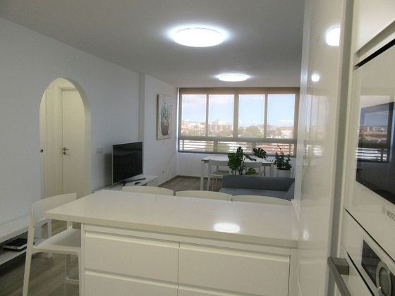 Foto 1 de Pis en lloguer a Playa del Inglés de 2 habitacions amb terrassa i piscina
