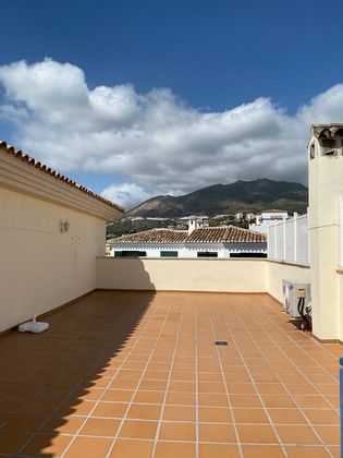 Foto 2 de Venta de ático en Torrequebrada de 2 habitaciones con terraza y piscina