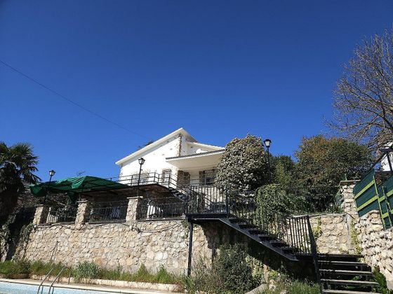 Foto 2 de Casa en venda a Carabaña de 5 habitacions amb terrassa i piscina