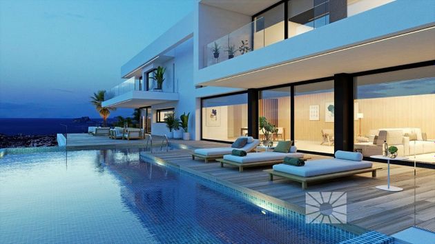 Foto 1 de Casa en venda a Benitachell/Poble Nou de Benitatxell (el) de 4 habitacions amb terrassa i piscina