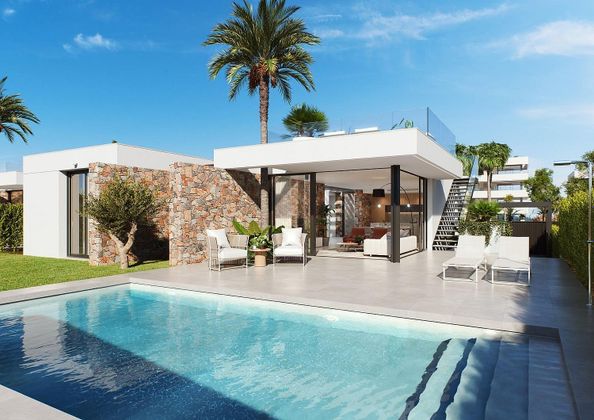 Foto 1 de Casa en venda a Mar Menor Golf de 3 habitacions amb piscina