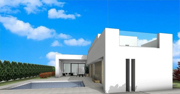 Foto 2 de Venta de casa en Pinós de 4 habitaciones con piscina y aire acondicionado