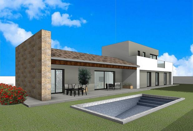 Foto 1 de Venta de casa en Pinós de 4 habitaciones con piscina y aire acondicionado