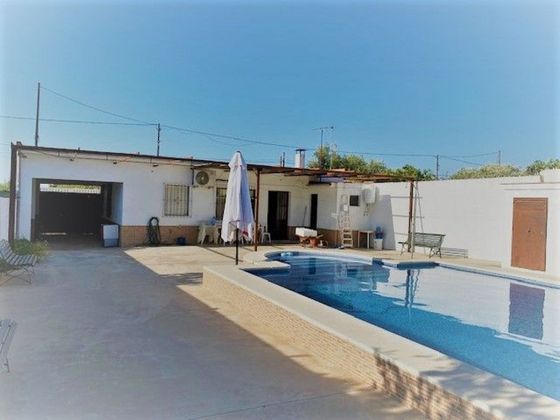 Foto 1 de Casa rural en venda a La Hacienda - Nueva Andalucía de 2 habitacions amb piscina i garatge