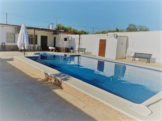 Foto 2 de Casa rural en venda a La Hacienda - Nueva Andalucía de 2 habitacions amb piscina i garatge
