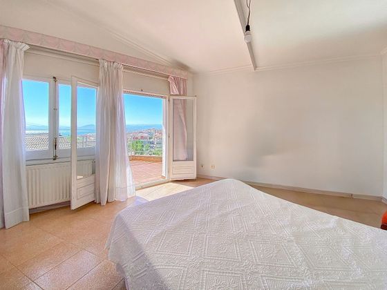 Foto 2 de Xalet en venda a Port Esportiu - Puig Rom - Canyelles de 5 habitacions amb terrassa i piscina