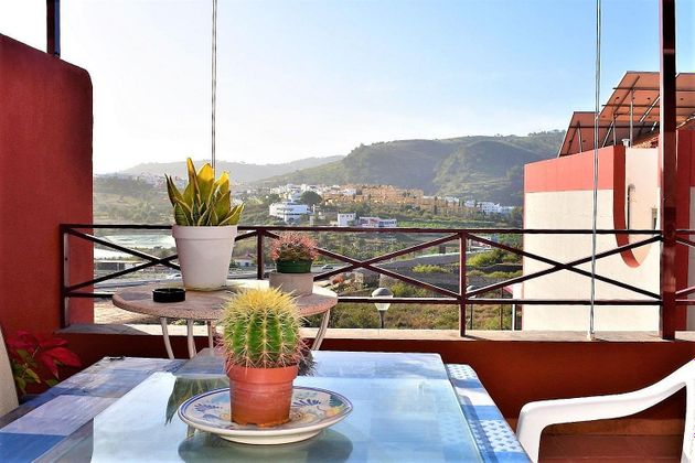 Foto 2 de Casa en venta en Arucas Casco de 3 habitaciones con terraza y garaje