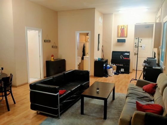 Foto 1 de Piso en alquiler en rambla De Catalunya de 4 habitaciones con muebles y aire acondicionado