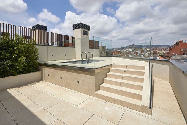 Foto 2 de Ático en alquiler en calle De Bacardí de 3 habitaciones con terraza y piscina