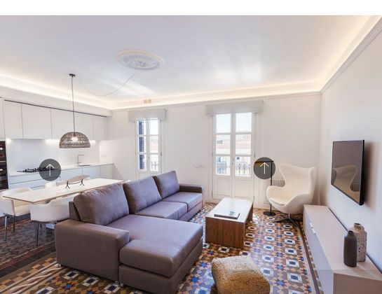 Foto 1 de Pis en lloguer a calle De Gravina de 3 habitacions amb terrassa i mobles