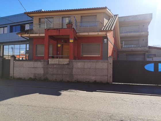 Foto 1 de Xalet en venda a Castrelos - Sardoma de 3 habitacions amb terrassa i balcó