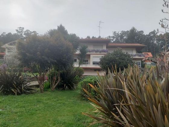 Foto 1 de Venta de chalet en Matamá - Beade - Bembrive - Valádares - Zamáns de 3 habitaciones con garaje y jardín