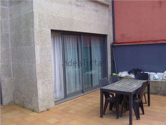 Foto 2 de Venta de casa en Gondomar de 6 habitaciones con terraza y piscina