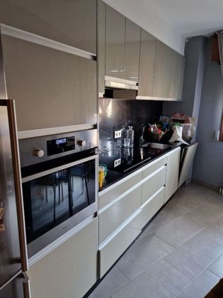 Foto 1 de Piso en venta en Zona Fernández Ladreda de 3 habitaciones con garaje y calefacción