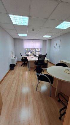 Foto 2 de Oficina en lloguer a Castellana de 50 m²