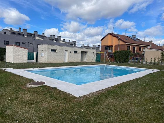 Foto 2 de Casa en venda a calle Prado Arrate de 4 habitacions amb terrassa i piscina
