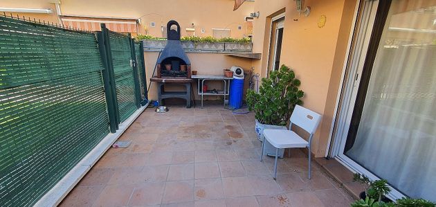Foto 2 de Casa en venda a plaza Sector la Batllòria de 4 habitacions amb terrassa i piscina