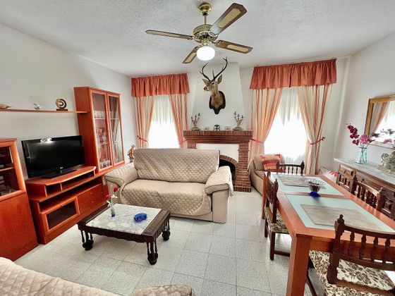 Foto 1 de Àtic en lloguer a calle Torres Quevedo de 3 habitacions amb terrassa i mobles
