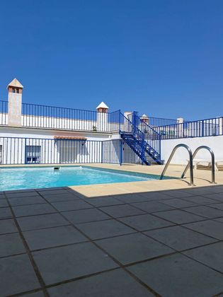 Foto 2 de Alquiler de piso en La Herradura de 1 habitación con terraza y piscina