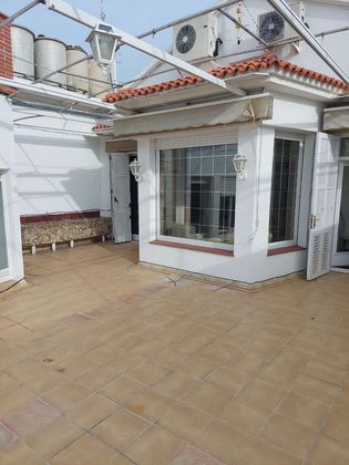 Foto 2 de Casa en venta en Sant Sadurní d´Anoia de 4 habitaciones con terraza y piscina