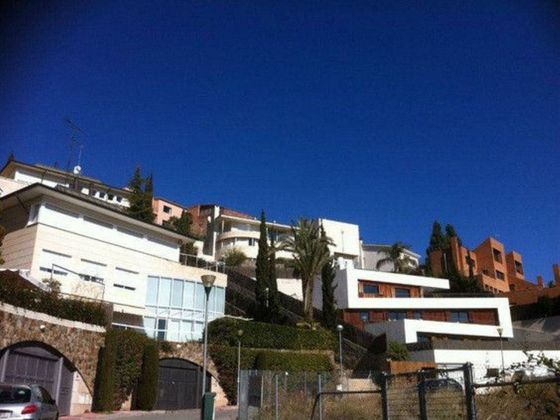 Foto 1 de Casa en venda a La Plana de 6 habitacions amb terrassa i piscina