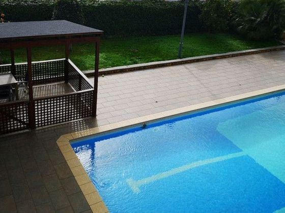 Foto 2 de Casa en venda a Sant Just Desvern de 6 habitacions amb piscina i aire acondicionat