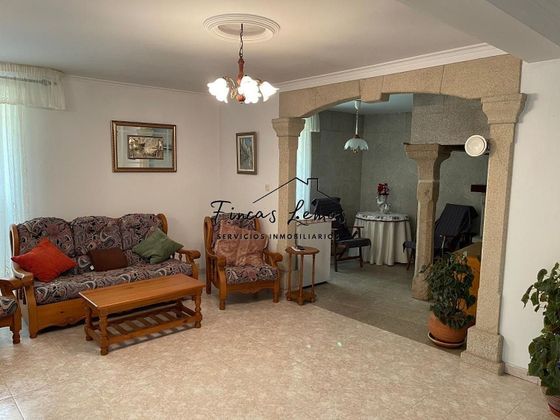 Foto 1 de Venta de chalet en Vimianzo de 5 habitaciones con garaje y calefacción