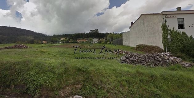 Foto 1 de Venta de terreno en Vimianzo de 1254 m²