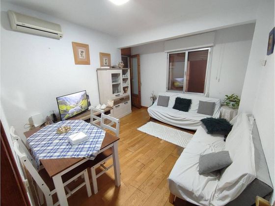 Foto 2 de Venta de piso en Mendavia de 3 habitaciones con balcón y aire acondicionado