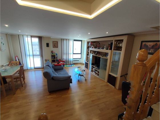 Foto 1 de Dúplex en venda a Viana de 3 habitacions amb garatge i ascensor