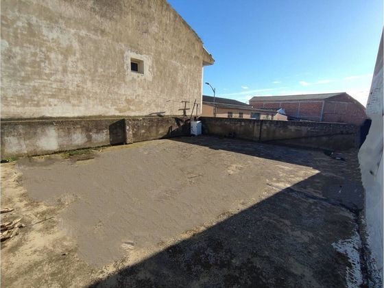 Foto 1 de Venta de piso en Mendavia de 3 habitaciones con terraza y garaje