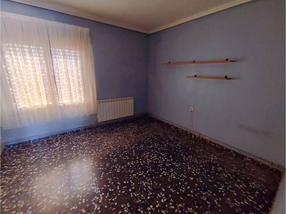 Foto 2 de Pis en venda a Mendavia de 3 habitacions amb terrassa i garatge