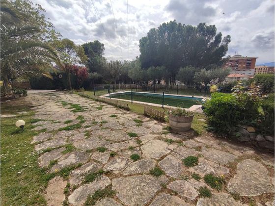 Foto 2 de Casa en venda a Viana de 4 habitacions amb terrassa i piscina