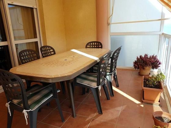 Foto 1 de Piso en venta en San Luis de Sabinillas de 3 habitaciones con terraza y piscina