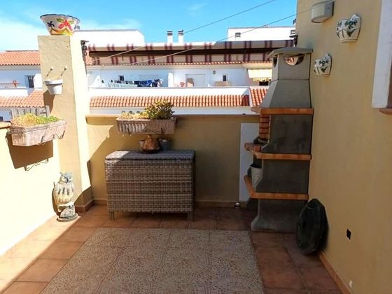 Foto 2 de Dúplex en venda a San Luis de Sabinillas de 3 habitacions amb terrassa i jardí