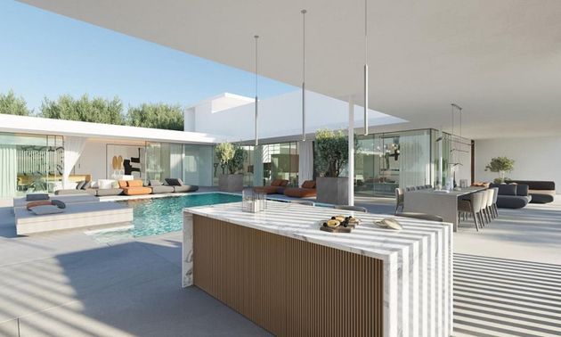 Foto 2 de Xalet en venda a Zona el Higuerón de 3 habitacions amb terrassa i piscina