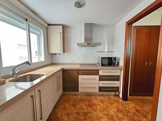 Foto 2 de Piso en venta en Suárez de 3 habitaciones con garaje y aire acondicionado