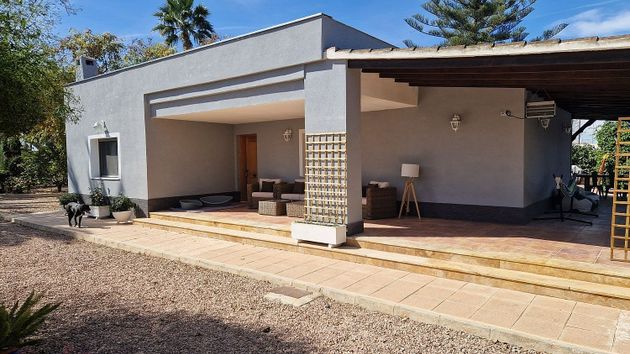 Foto 2 de Casa en venta en Las Bayas de 4 habitaciones con terraza y piscina