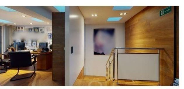 Foto 2 de Oficina en venda a Vila de Gràcia de 509 m²