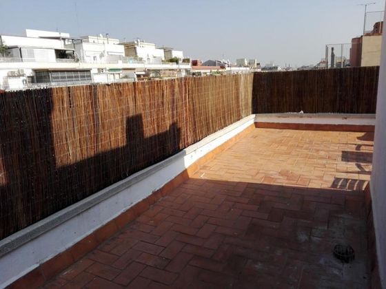 Foto 2 de Venta de ático en Les Corts de 1 habitación con terraza y aire acondicionado