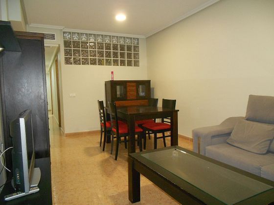Foto 2 de Pis en lloguer a avenida De la Rambla de 2 habitacions amb mobles i balcó