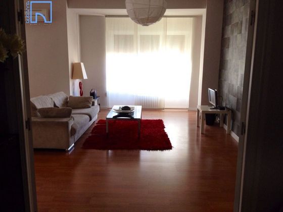 Foto 2 de Venta de piso en Tudela de 6 habitaciones con terraza y aire acondicionado