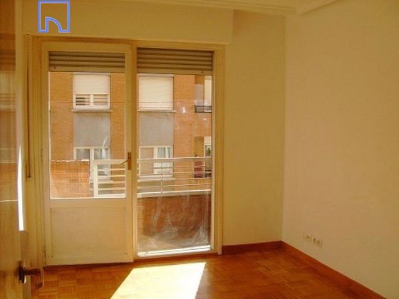 Foto 2 de Pis en venda a Arnedo de 3 habitacions amb terrassa i balcó