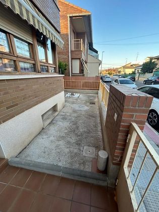 Foto 2 de Venta de casa en Castejón de 4 habitaciones con terraza y piscina