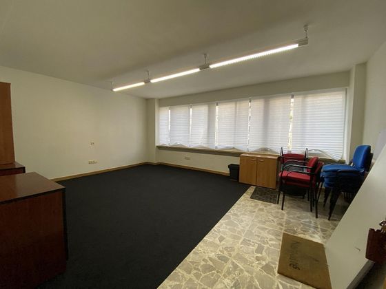 Foto 1 de Oficina en lloguer a Plaza España - Villa Pilar - Reyes Católicos - Vadillos de 32 m²